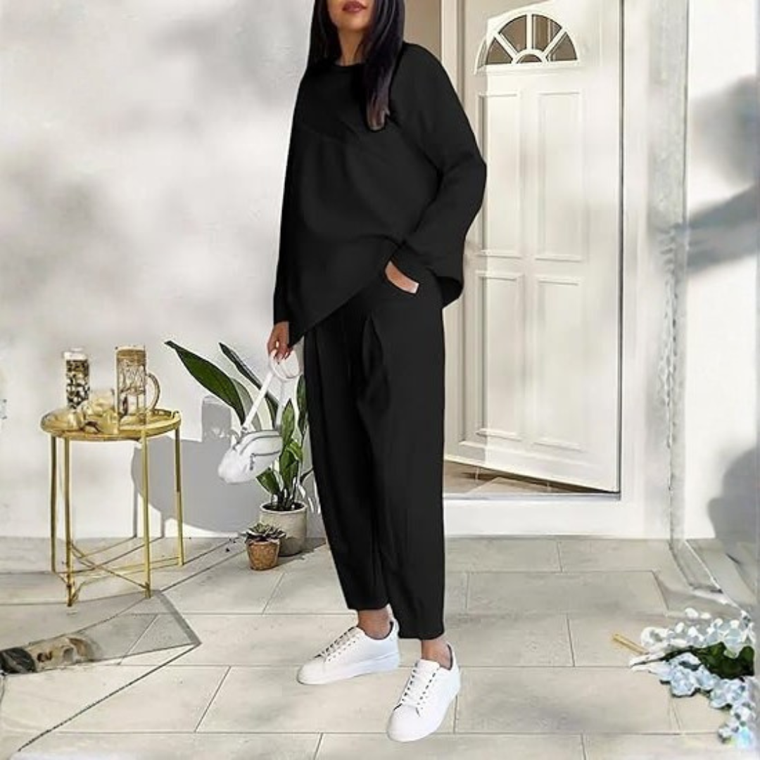 👋 ¿Lista para robar miradas con Conjunto de 2 Piezas Velinda? 🌟