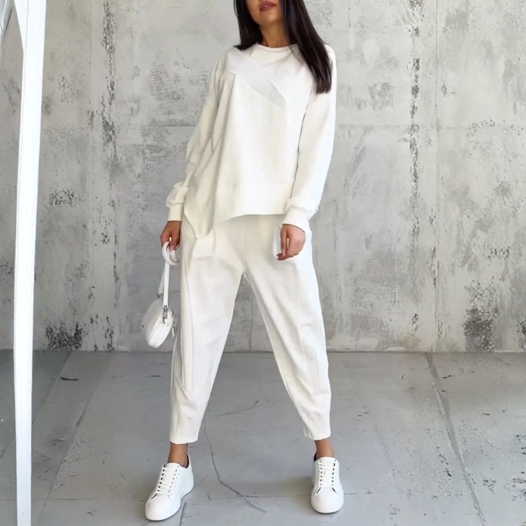 👋 ¿Lista para robar miradas con Conjunto de 2 Piezas Velinda? 🌟